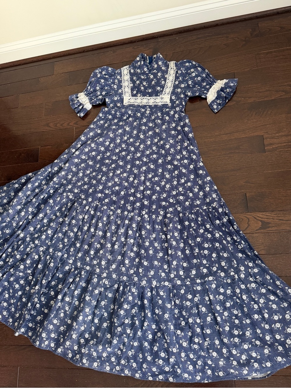 Vintage Laura Ashley Cottagecore Maxi Dress